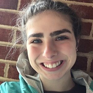 Meet your Posher, Michaela